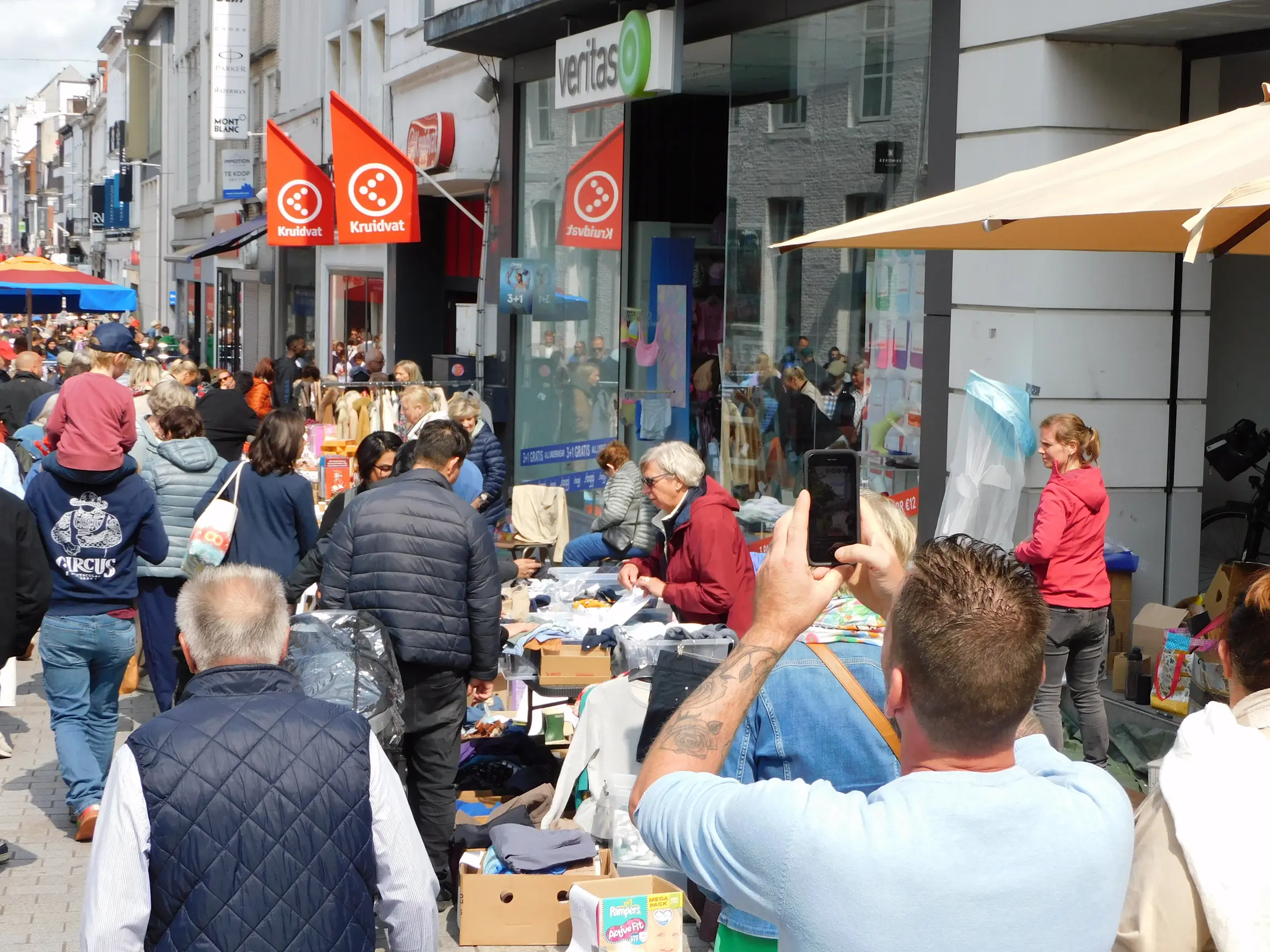 Rommelmarkt afbeelding